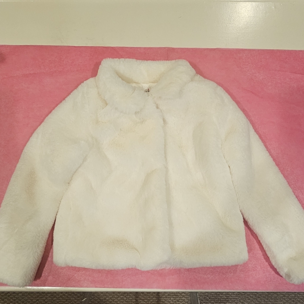 Epic Threads White‎ Faux Fur Jacket with Collar